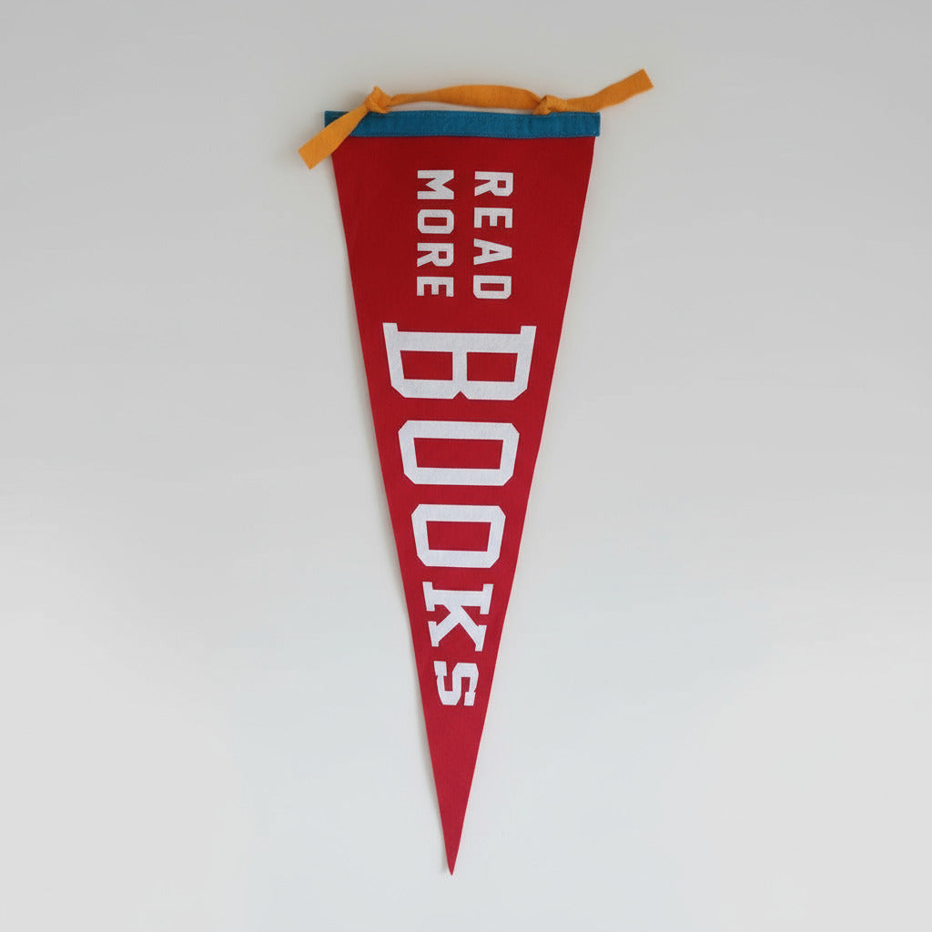 Read More Books Oxford Penant